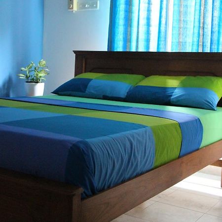 Colombo Airport Homestay Гампаха Экстерьер фото