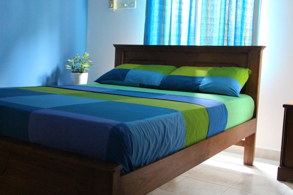 Colombo Airport Homestay Гампаха Экстерьер фото